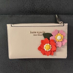 Kate spade floral wallet